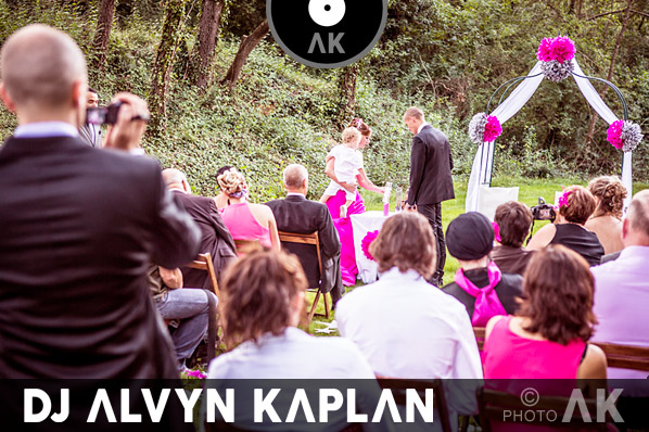 Trouver un wedding planner pour organiser une cérémonie laïque de mariage en Provence