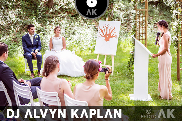 Quel DJ choisir pour sonoriser une cérémonie laïque en extérieur ?