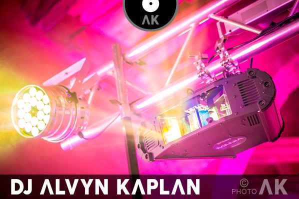 Matériel lumière éclairages effets lumineux animation visuelle piste danse mariage DJ Alvyn Kaplan
