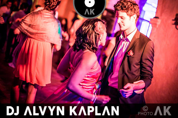 Musique mariage animation DJ noces danse à deux couple marié