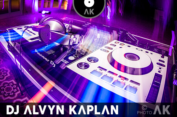 Platines régie DJ mariage soirée dansante événementielle